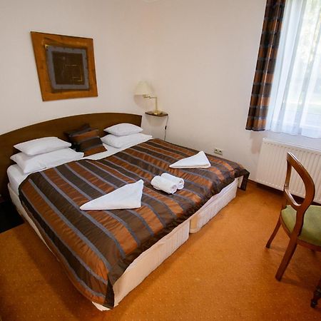 Bernadett Villa Apartman 3 Бік Екстер'єр фото